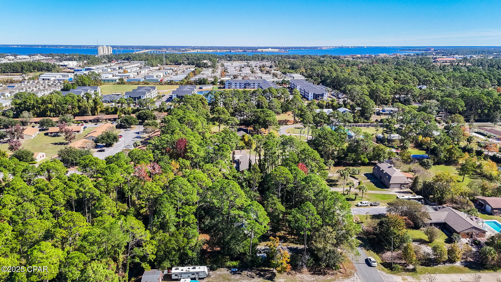 Image 40 For 204 Laird Circle