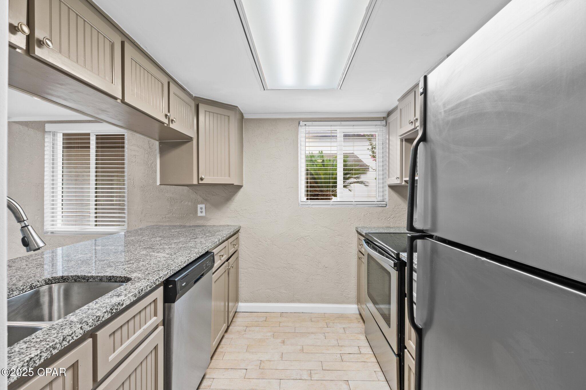 Image 16 For 6901 Lagoon Drive 1