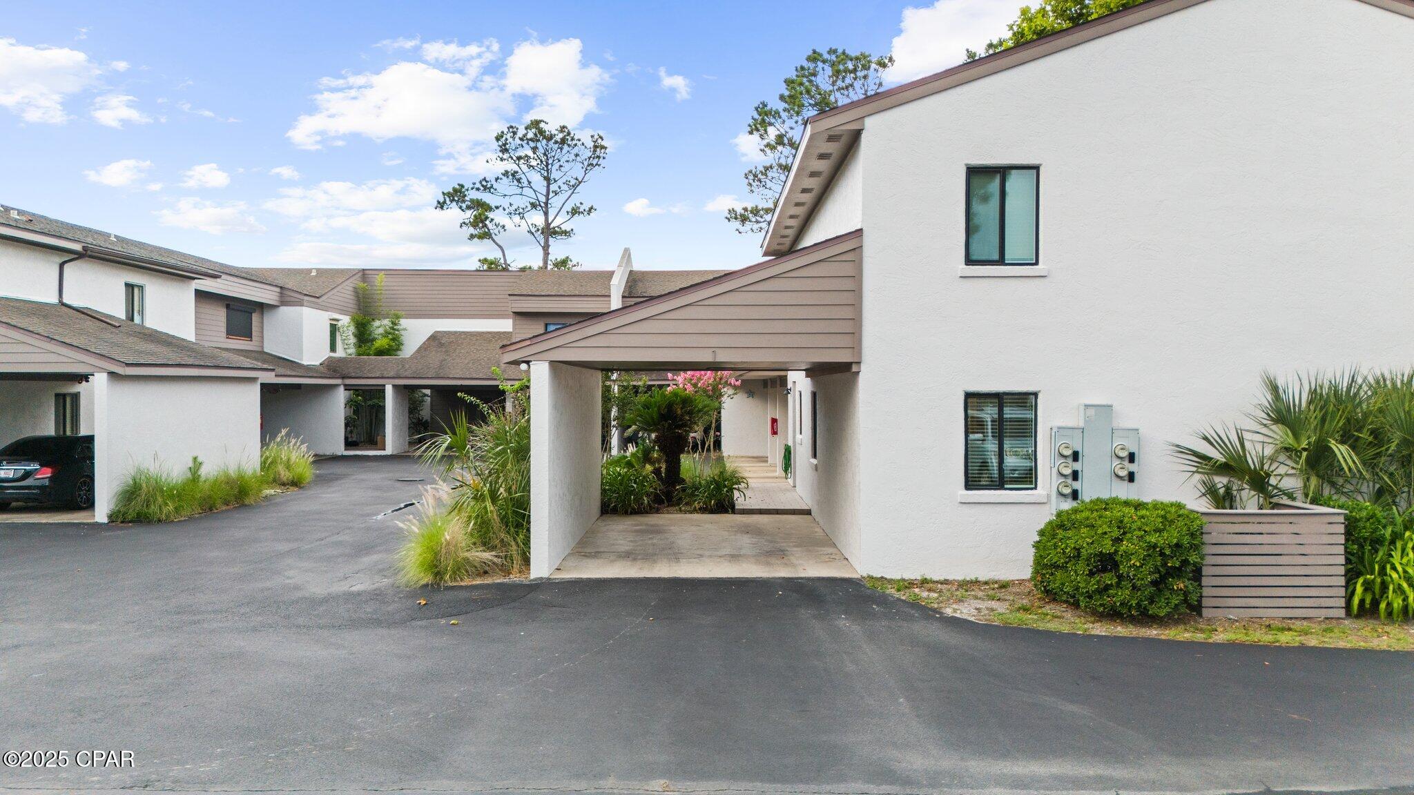 Image 3 For 6901 Lagoon Drive 1