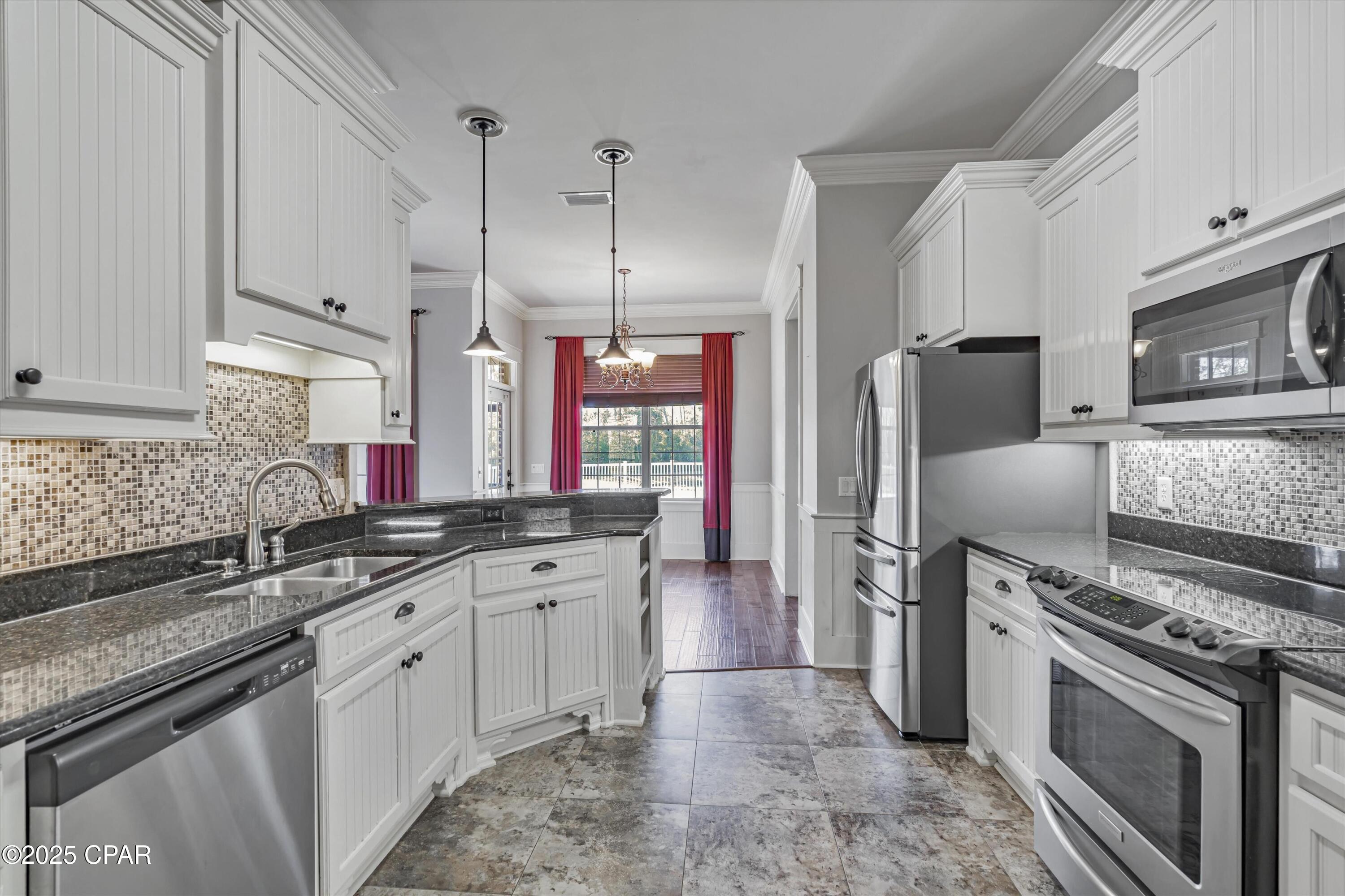 Image 11 For 2608 Redtail Street