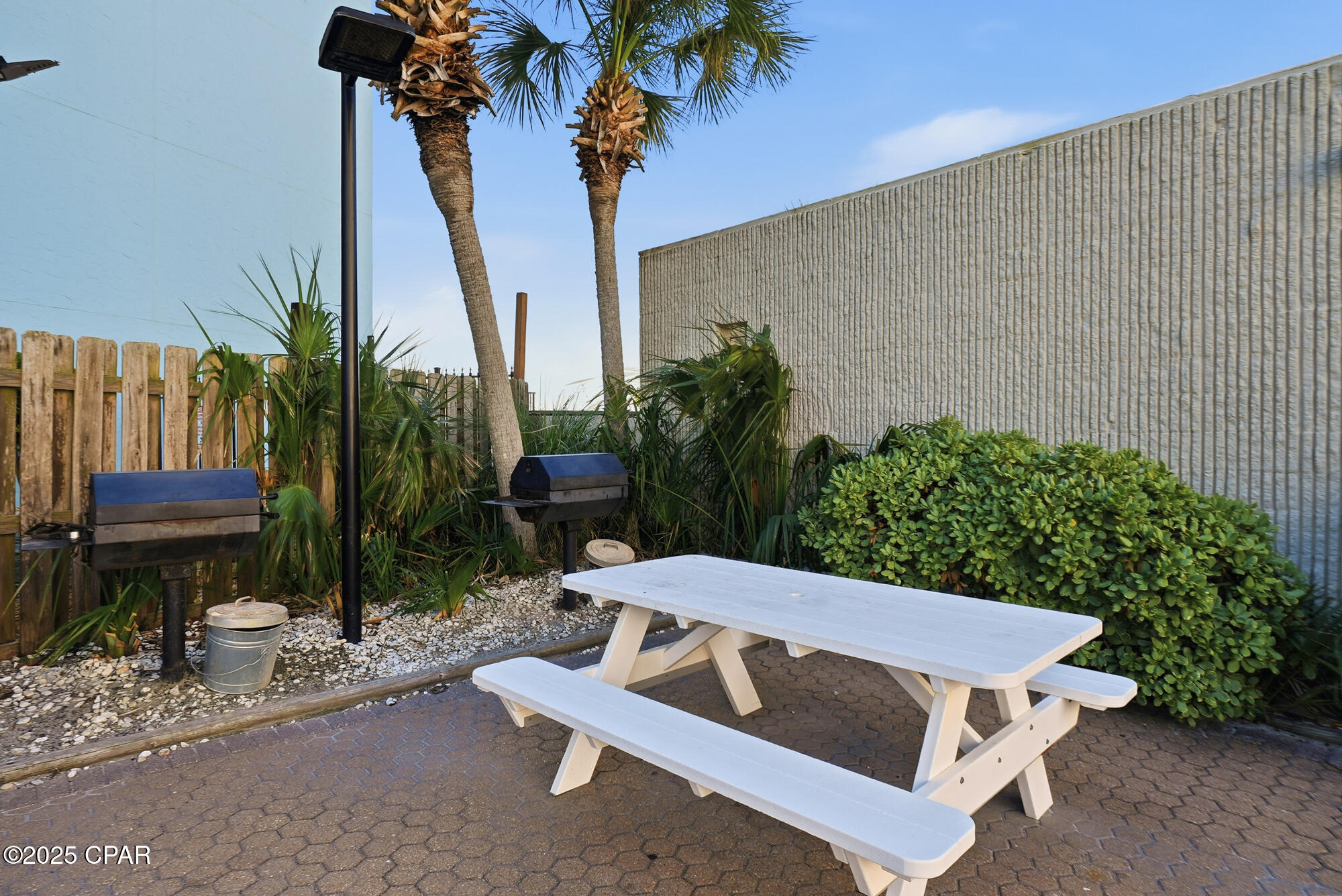 Image 36 For 8817 Thomas Drive A815