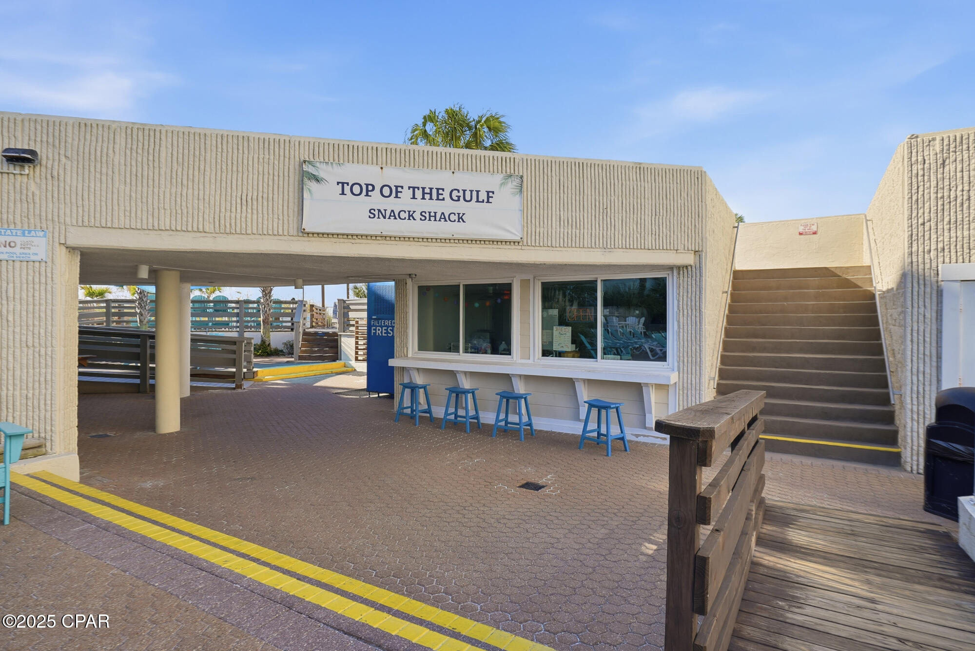 Image 37 For 8817 Thomas Drive A815