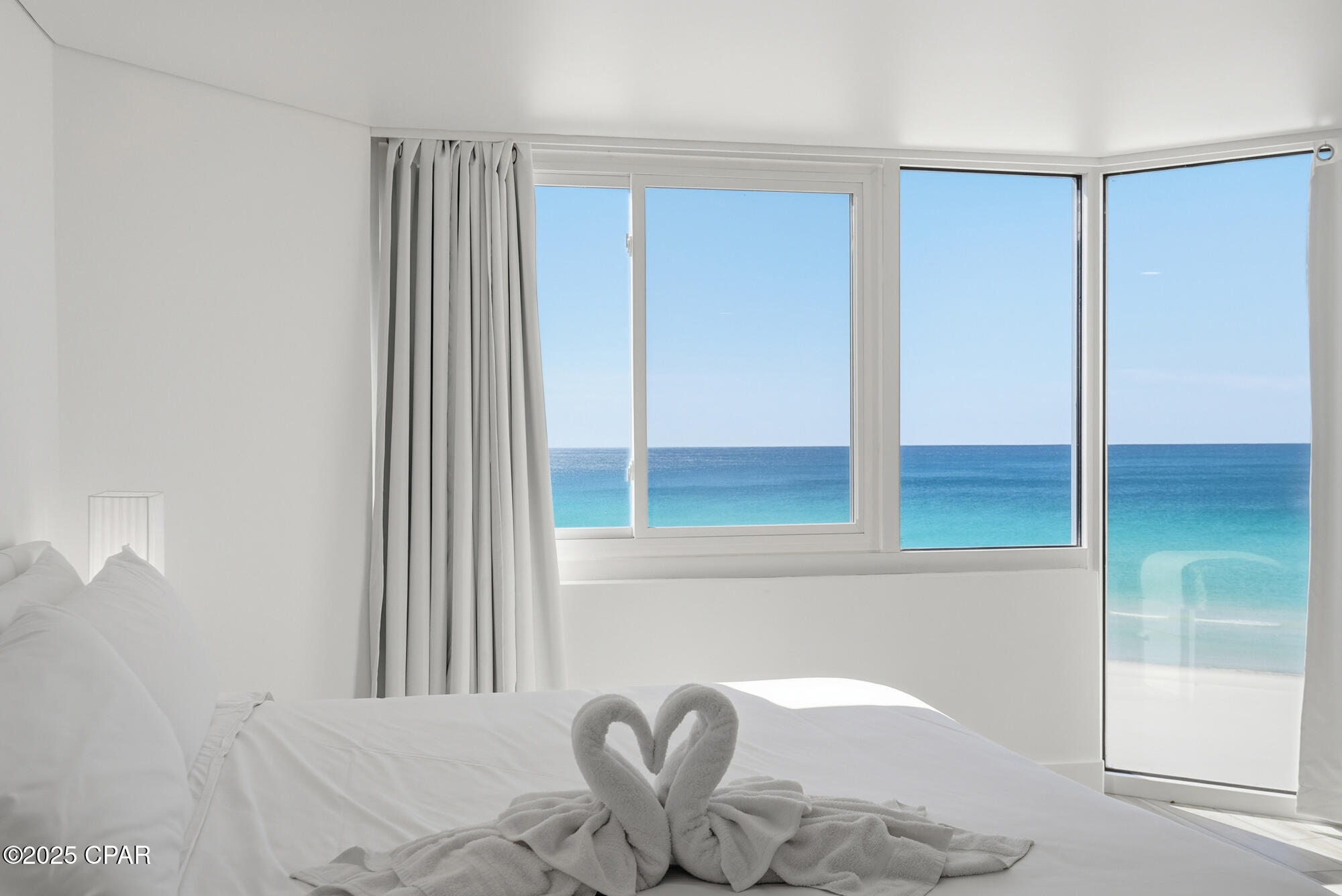 Image 6 For 8817 Thomas Drive A815