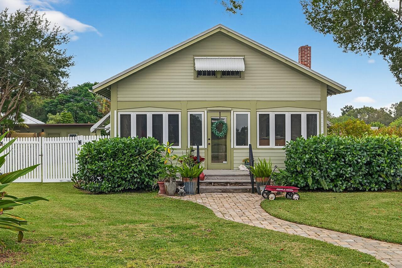 Homes for sale in Fort Pierce, FL | 4876 Christensen Road, Fort Pierce, FL 34981 | MLS# R11141343