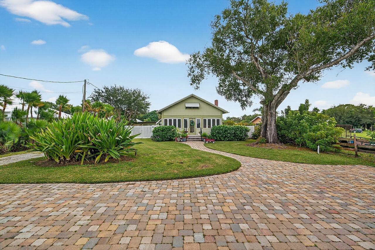 Homes for sale in Fort Pierce, FL | 4876 Christensen Road, Fort Pierce, FL 34981 | MLS# R11141343