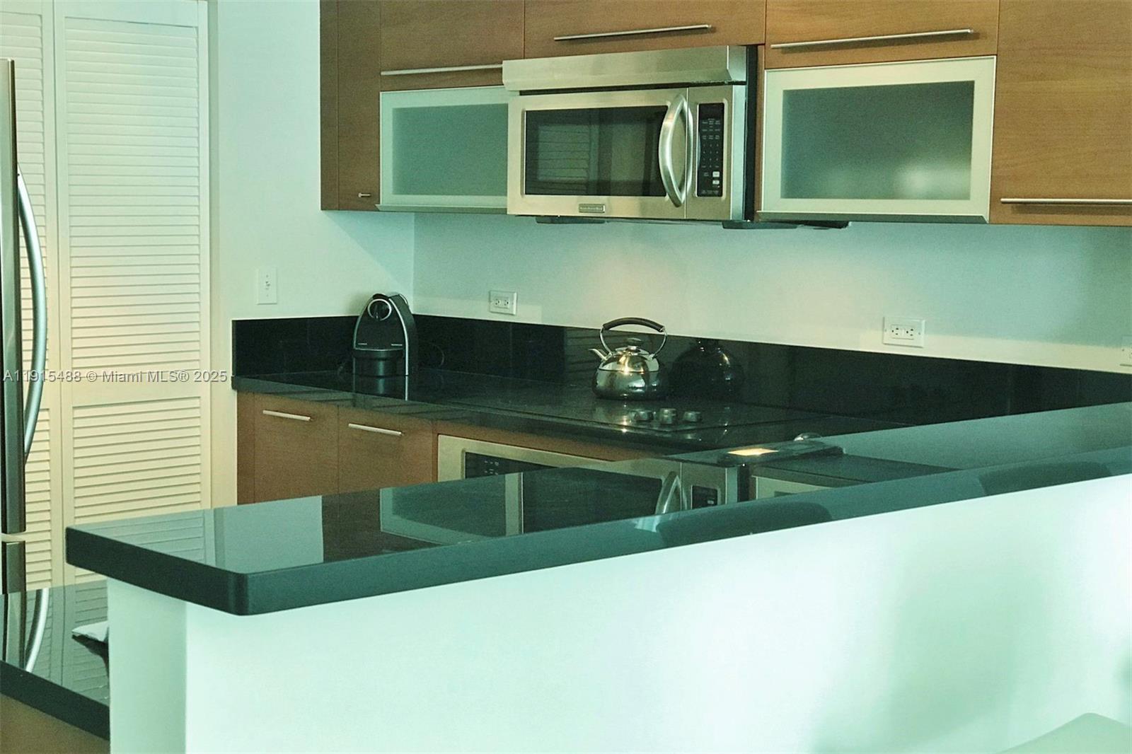 Vizcayne South Condo