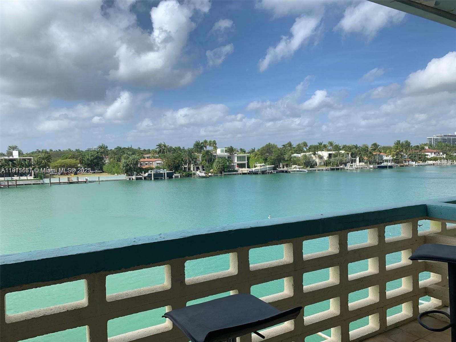 Amd Pl Of 2Nd Ocean Front