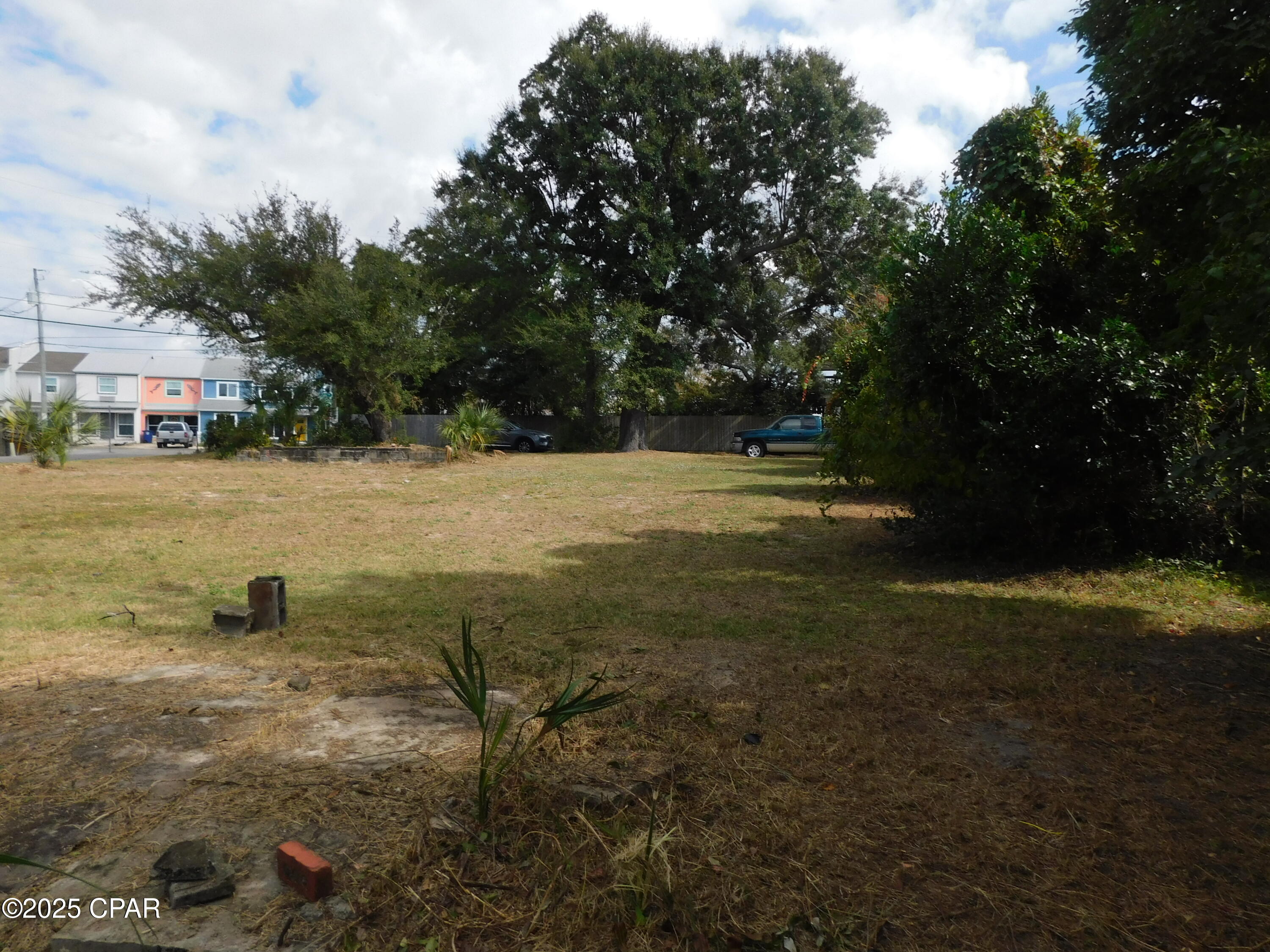 Image 9 For 823 State Avenue