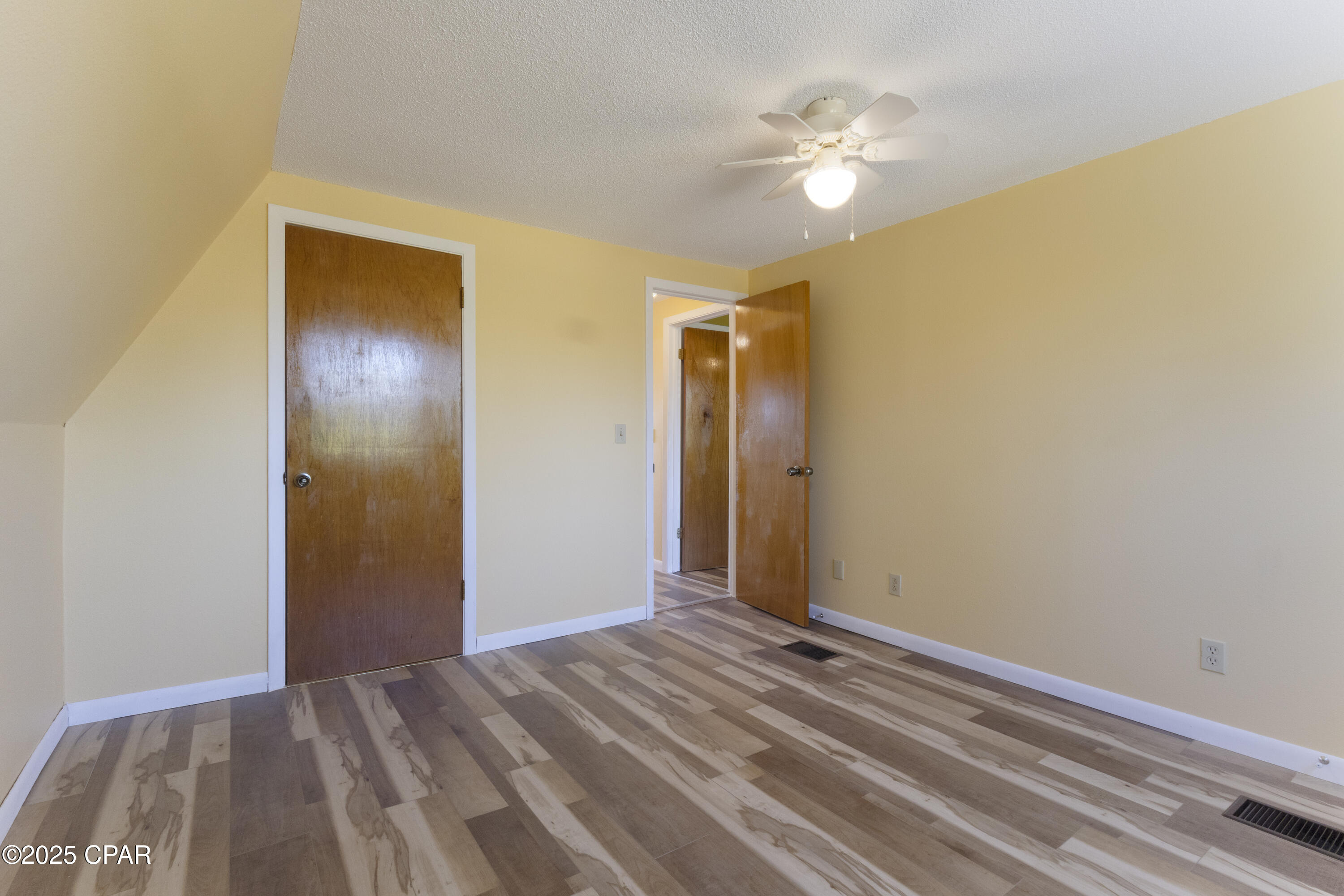 Image 14 For 8616 Osceola Street