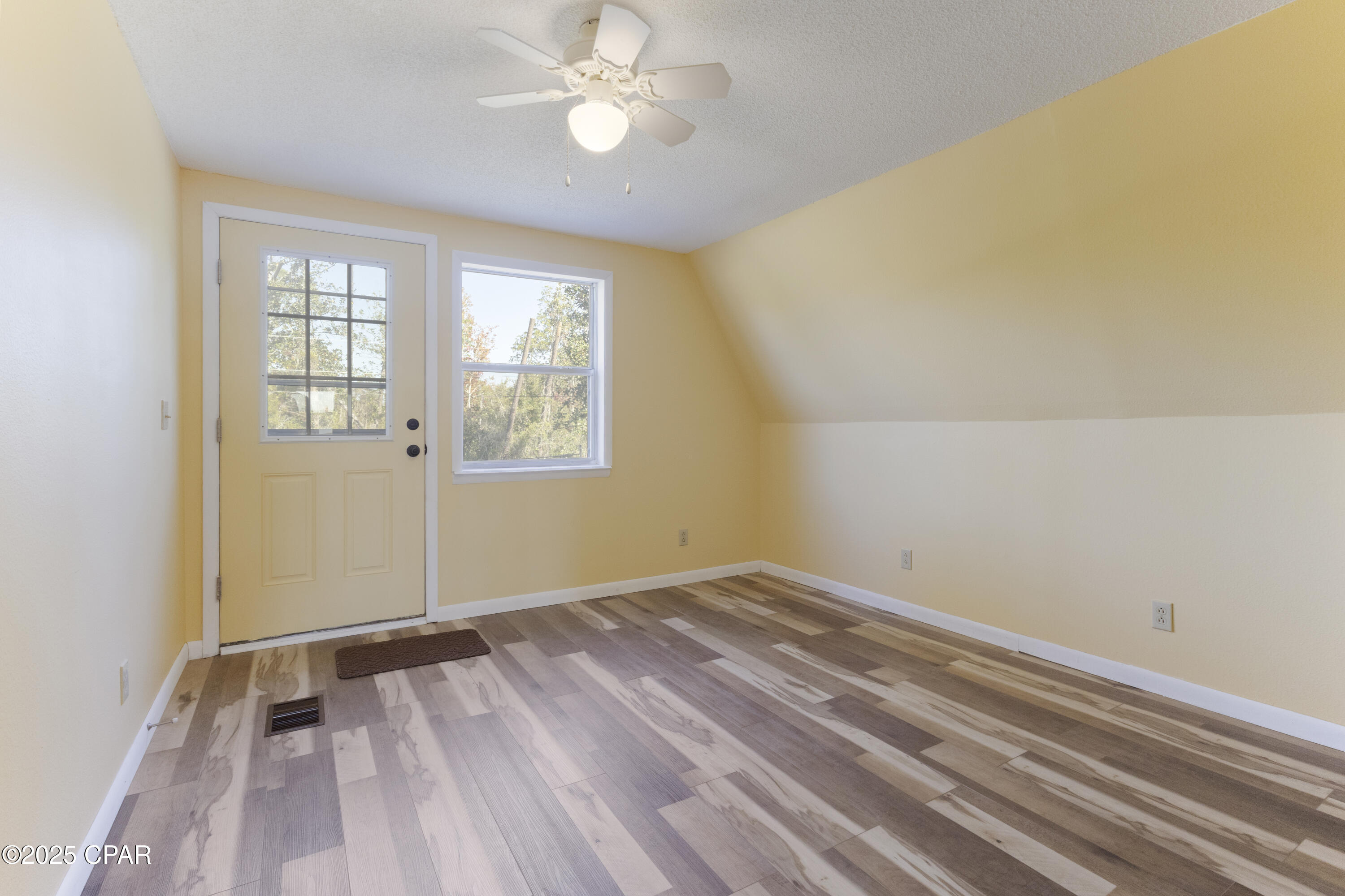 Image 15 For 8616 Osceola Street