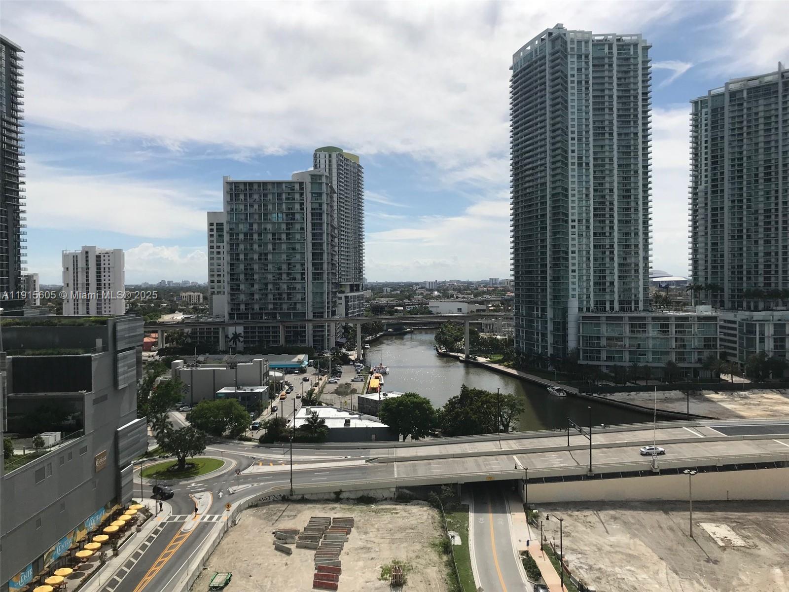 Condo for Rent in Miami, FL