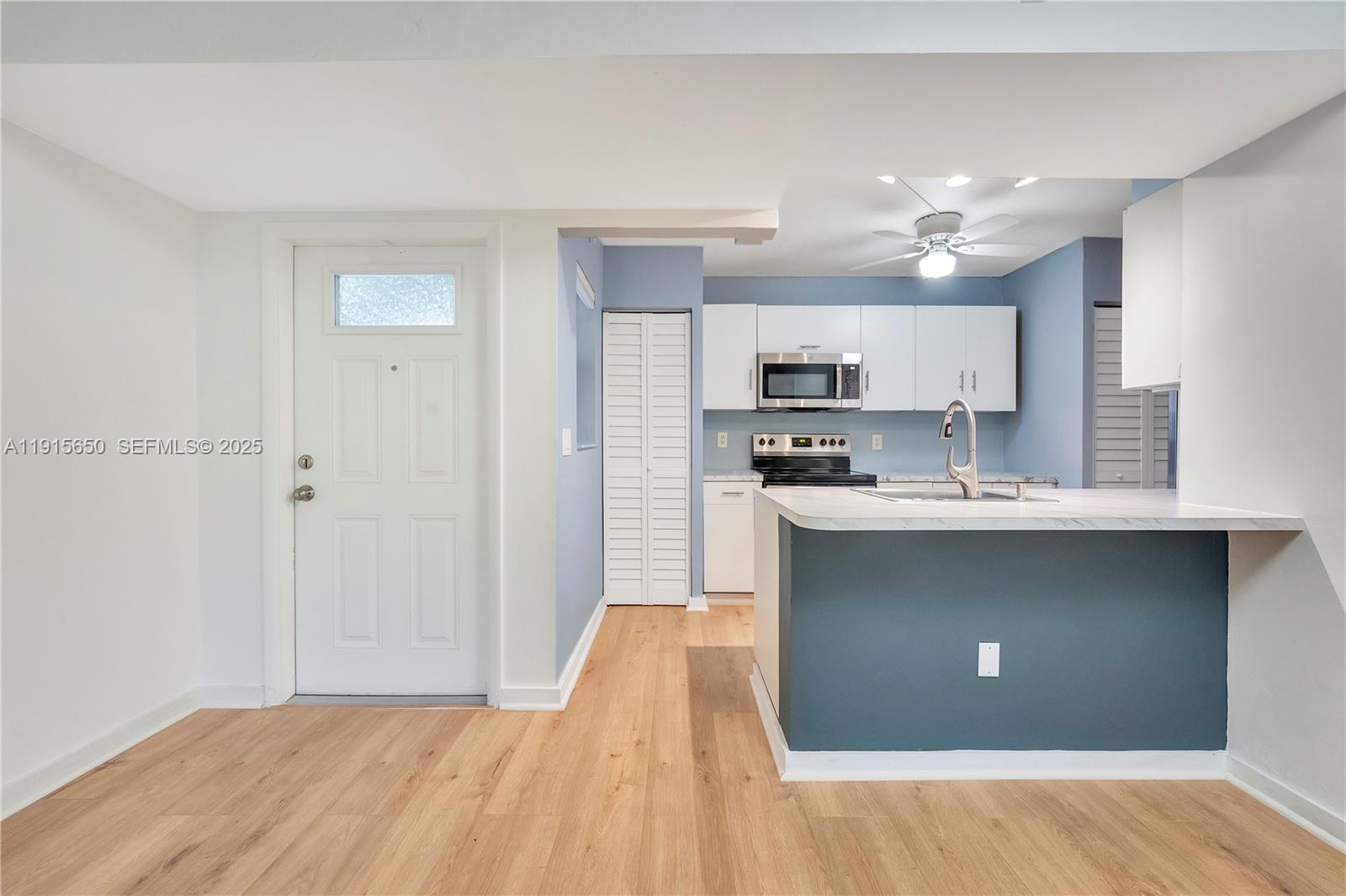 Banyan Tree Condo 10