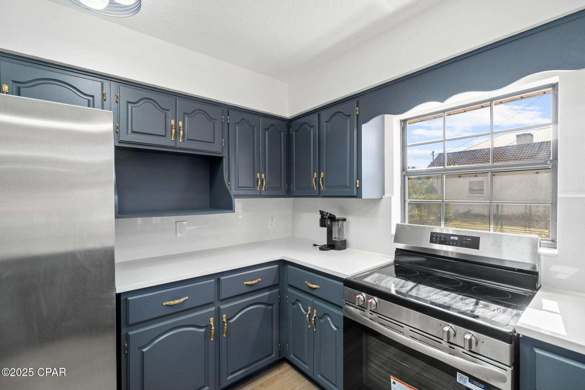 Image 13 For 224 Lakeshore Drive