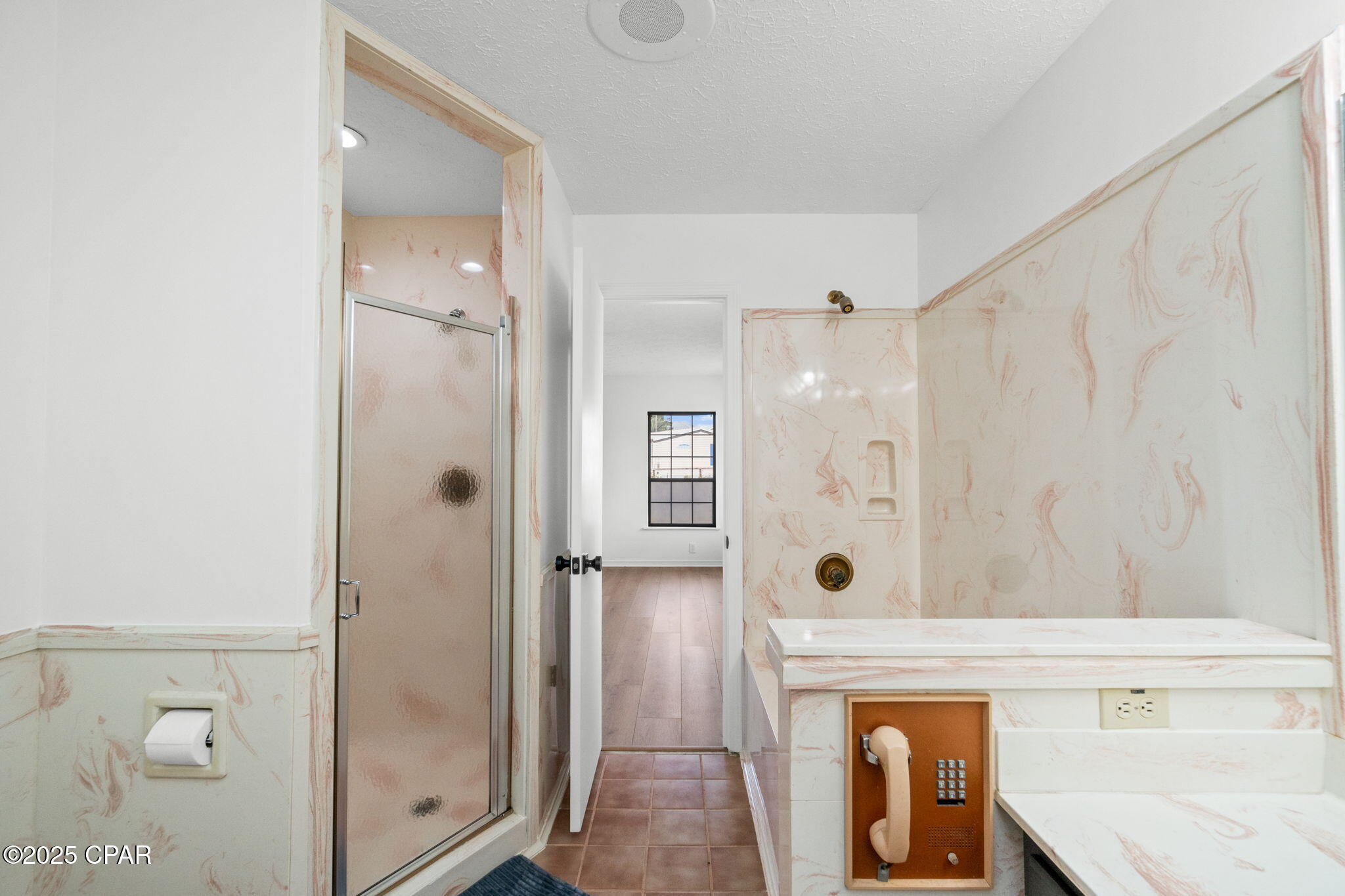 Image 34 For 224 Lakeshore Drive