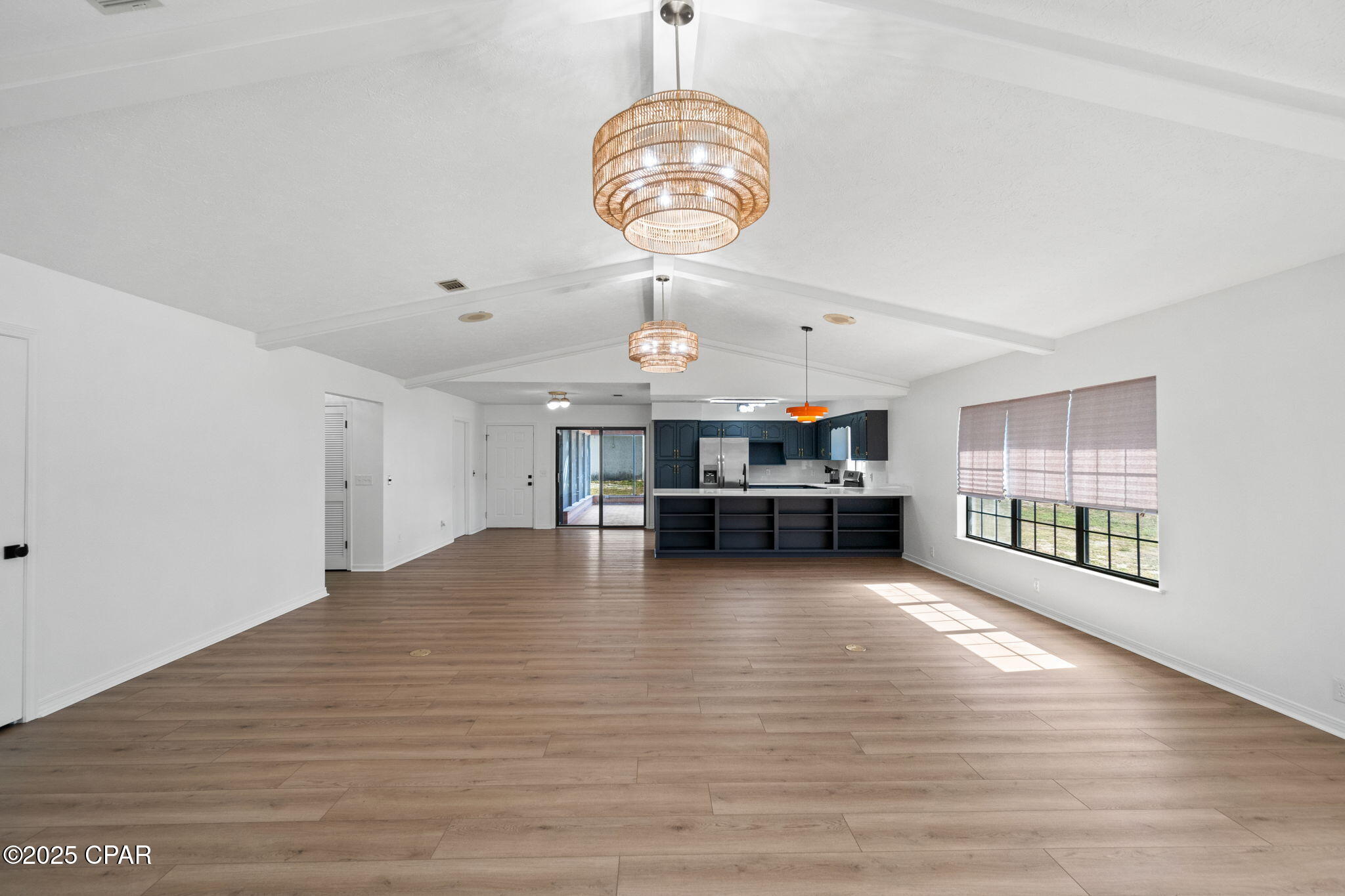 Image 8 For 224 Lakeshore Drive