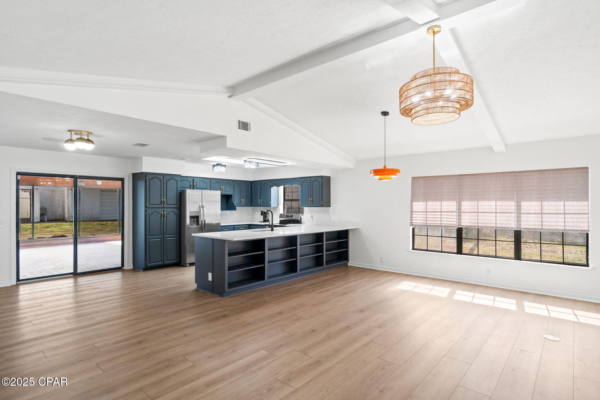 Image 9 For 224 Lakeshore Drive