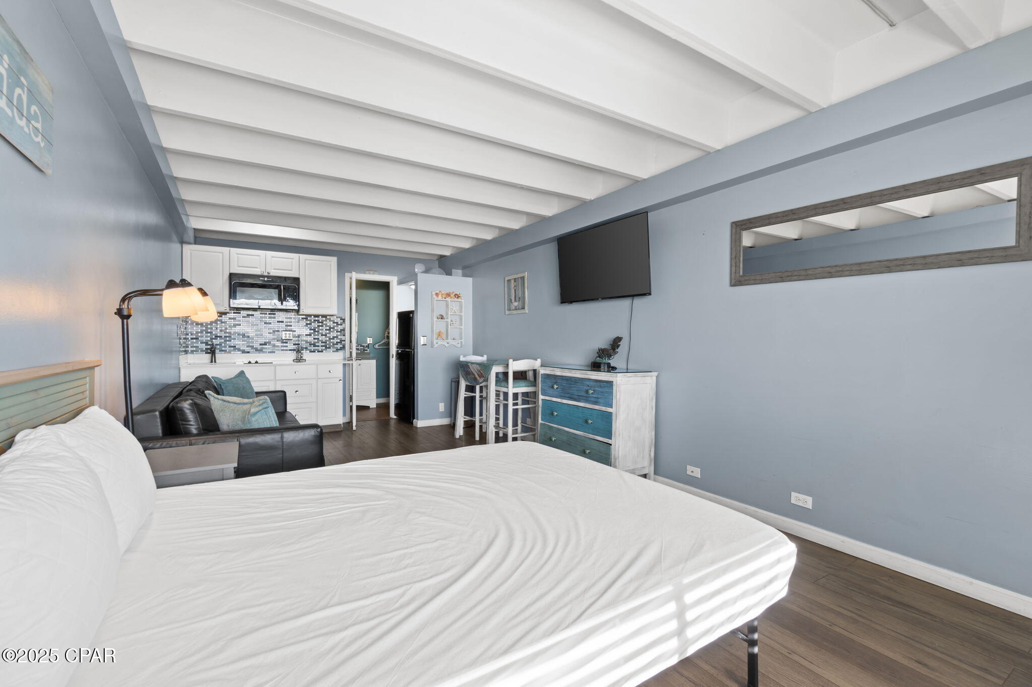 Image 3 For 14401 Front Beach Road 431