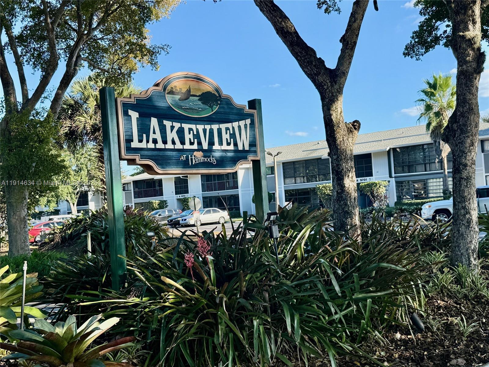 Lakeview At The Hammocks