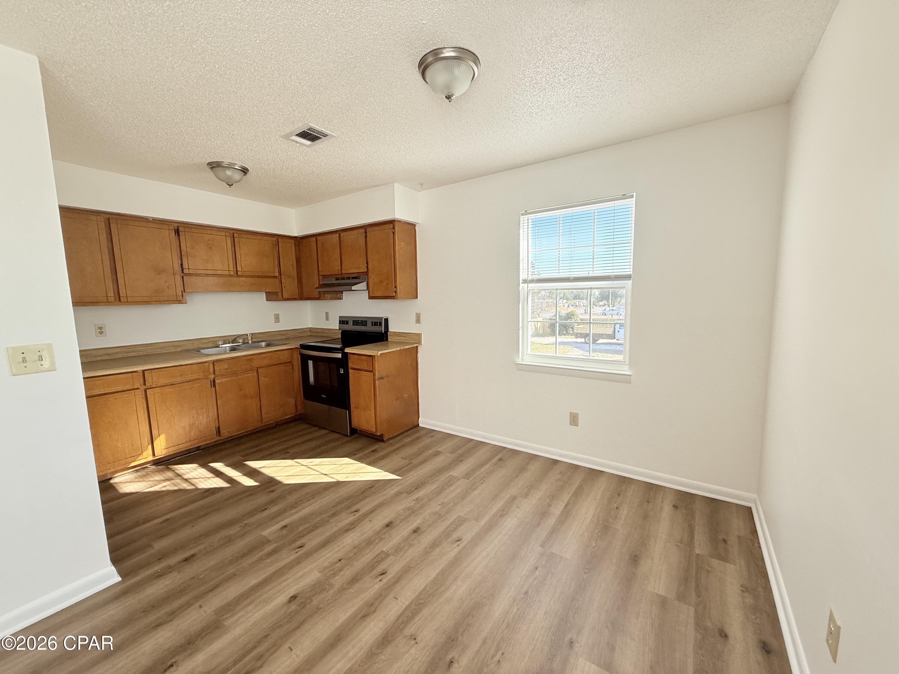 Image 2 For 130 Beulah Avenue #8