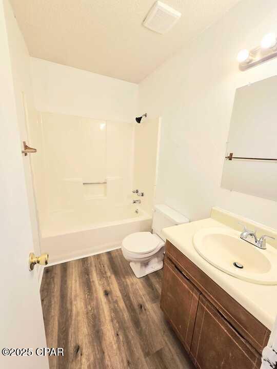 Image 8 For 130 Beulah Avenue #8