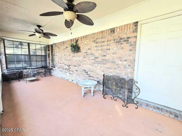 Image 9 For 5309 Robert Holmes Drive 8