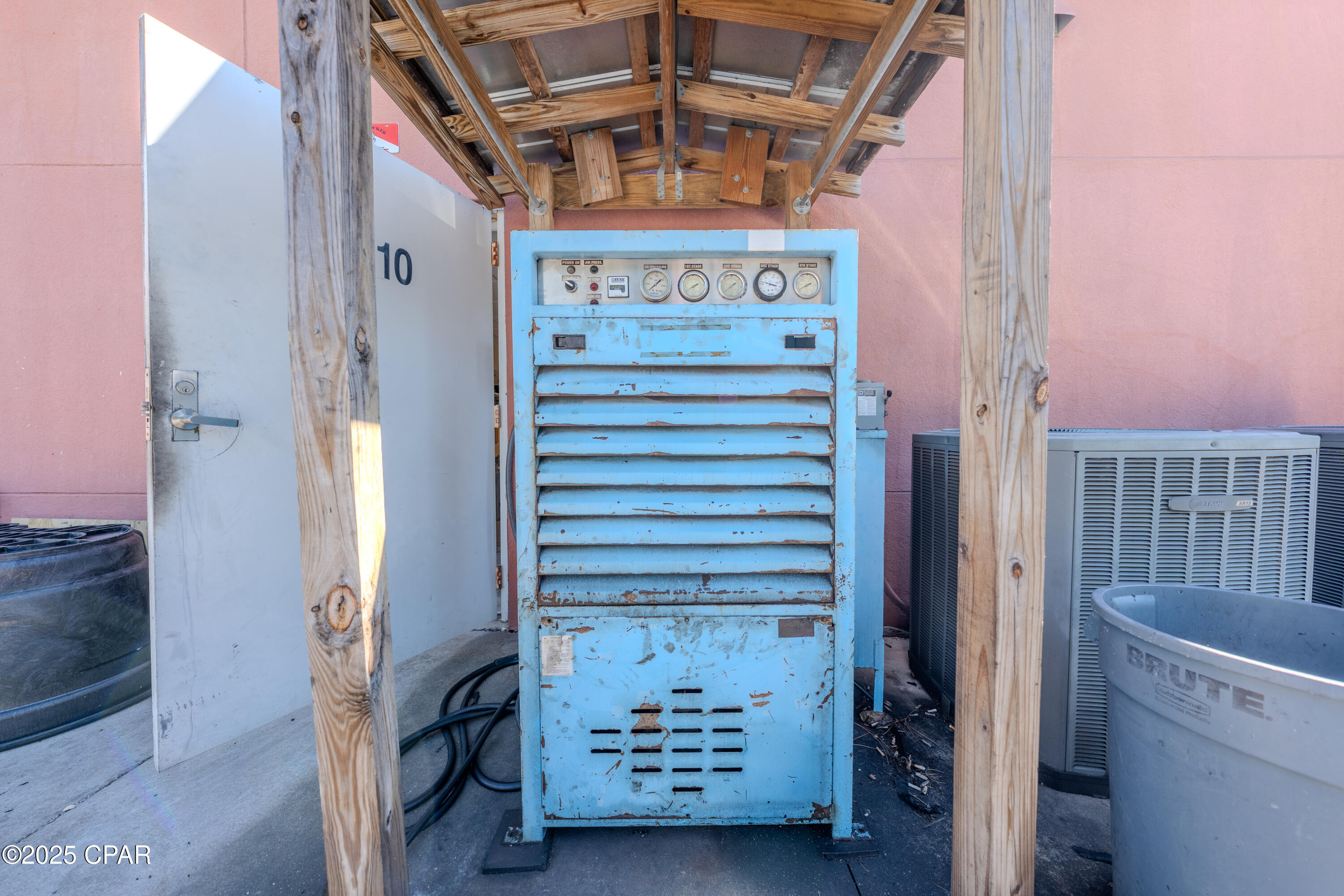 Image 22 For 1016 Thomas Drive 104