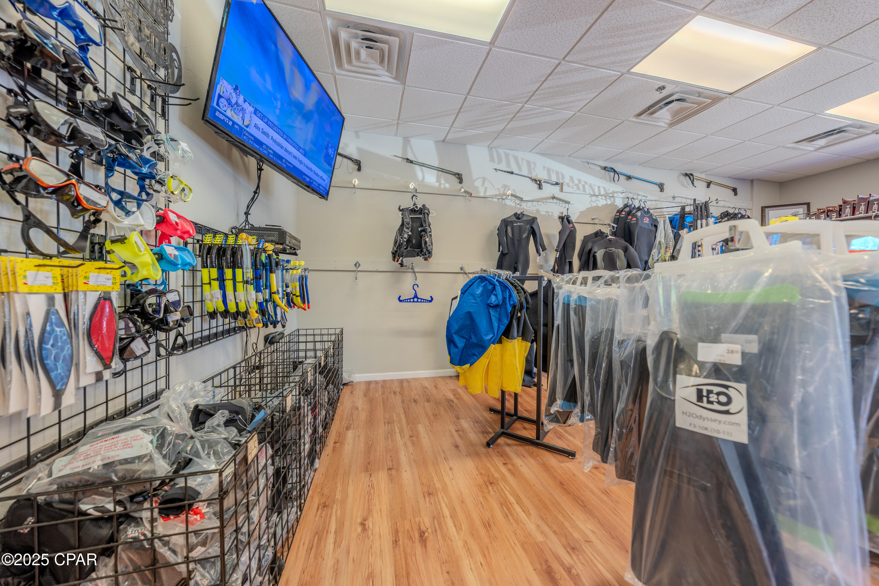 Image 7 For 1016 Thomas Drive 104