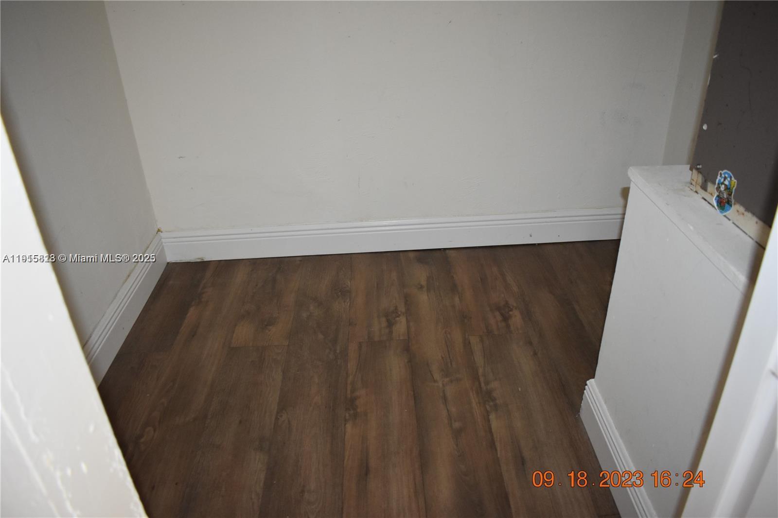 Property photo # 6