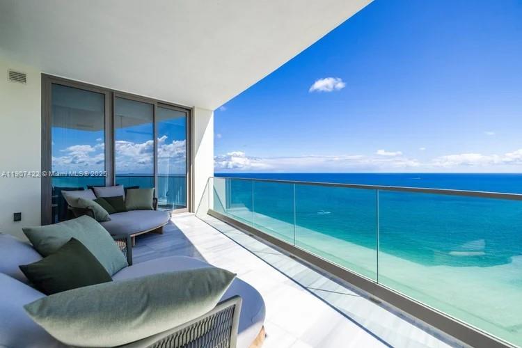 Condo for Sale in Sunny Isles Beach, FL