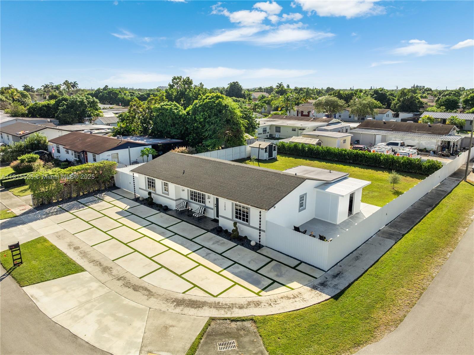 Los Angeles Estates Sec 3