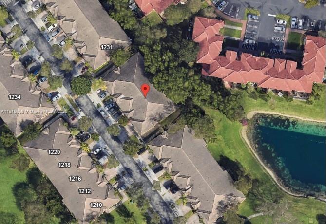 Beautiful 2-bedroom, 2-bathroom unit offering an exceptional living experience. Features include a guard gate for added security, a versatile loft room, and a split-bedroom layout for privacy. The home boasts tile floors, soaring high ceilings, and an open kitchen that flows seamlessly into the living area. Enjoy the convenience of a 1-car garage with an included washer and dryer. You’ll have access to the community’s top-of-the-line amenities, including a stunning clubhouse, a well-equipped gym, two pools, an activity room, and a playground. Don’t miss out on this incredible opportunity!