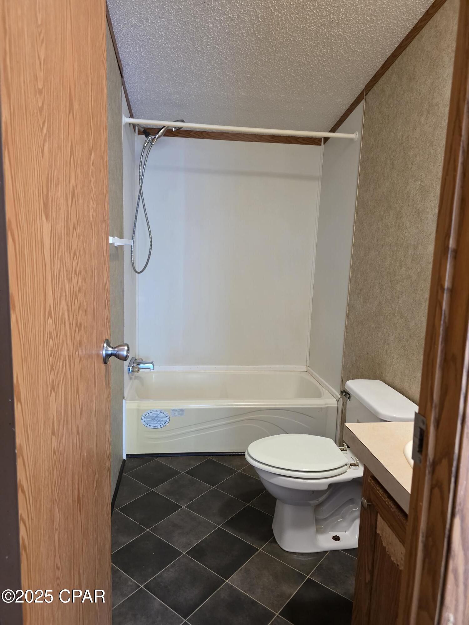 Image 13 For 17501 Azalea Street