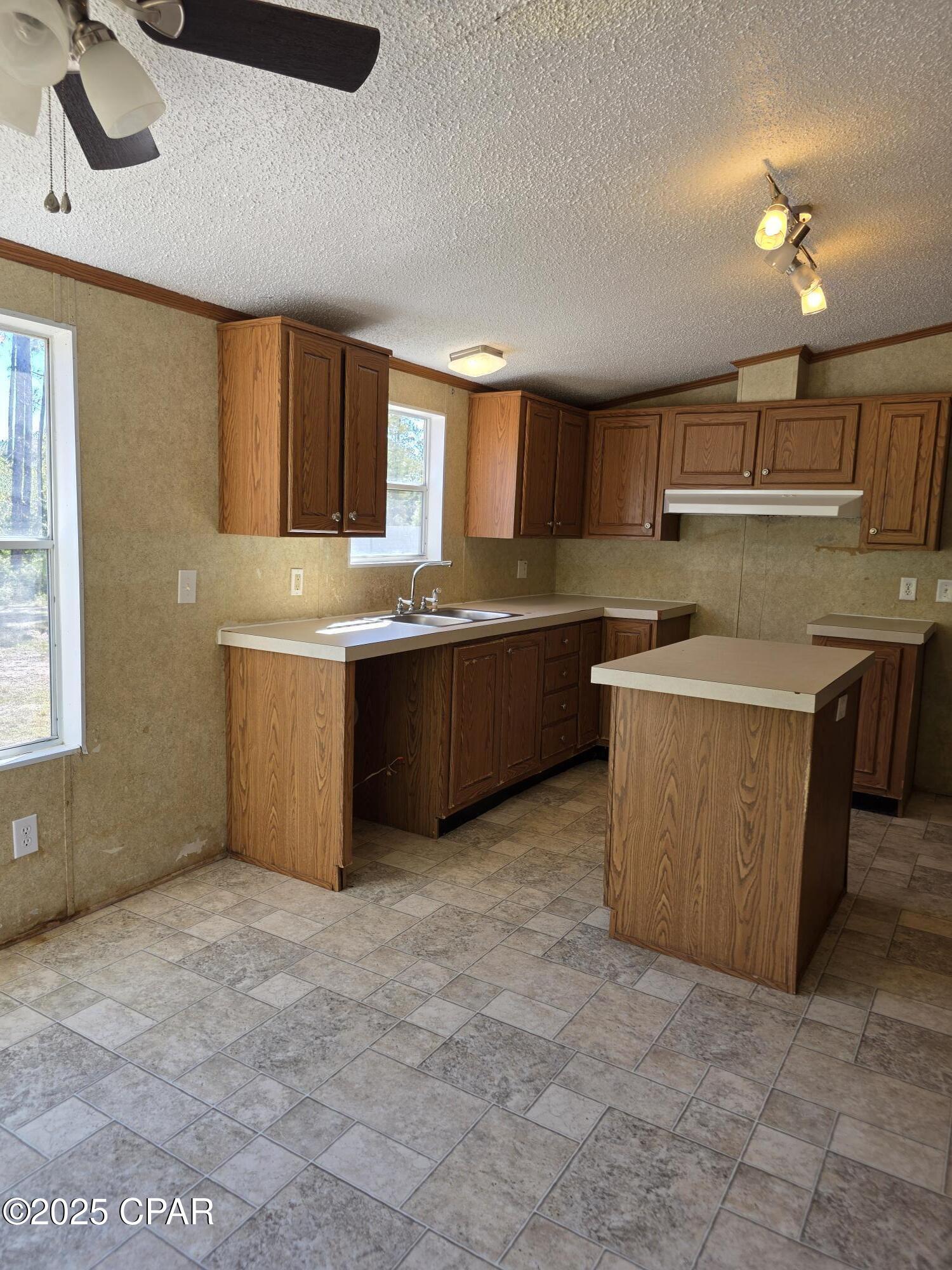 Image 7 For 17501 Azalea Street