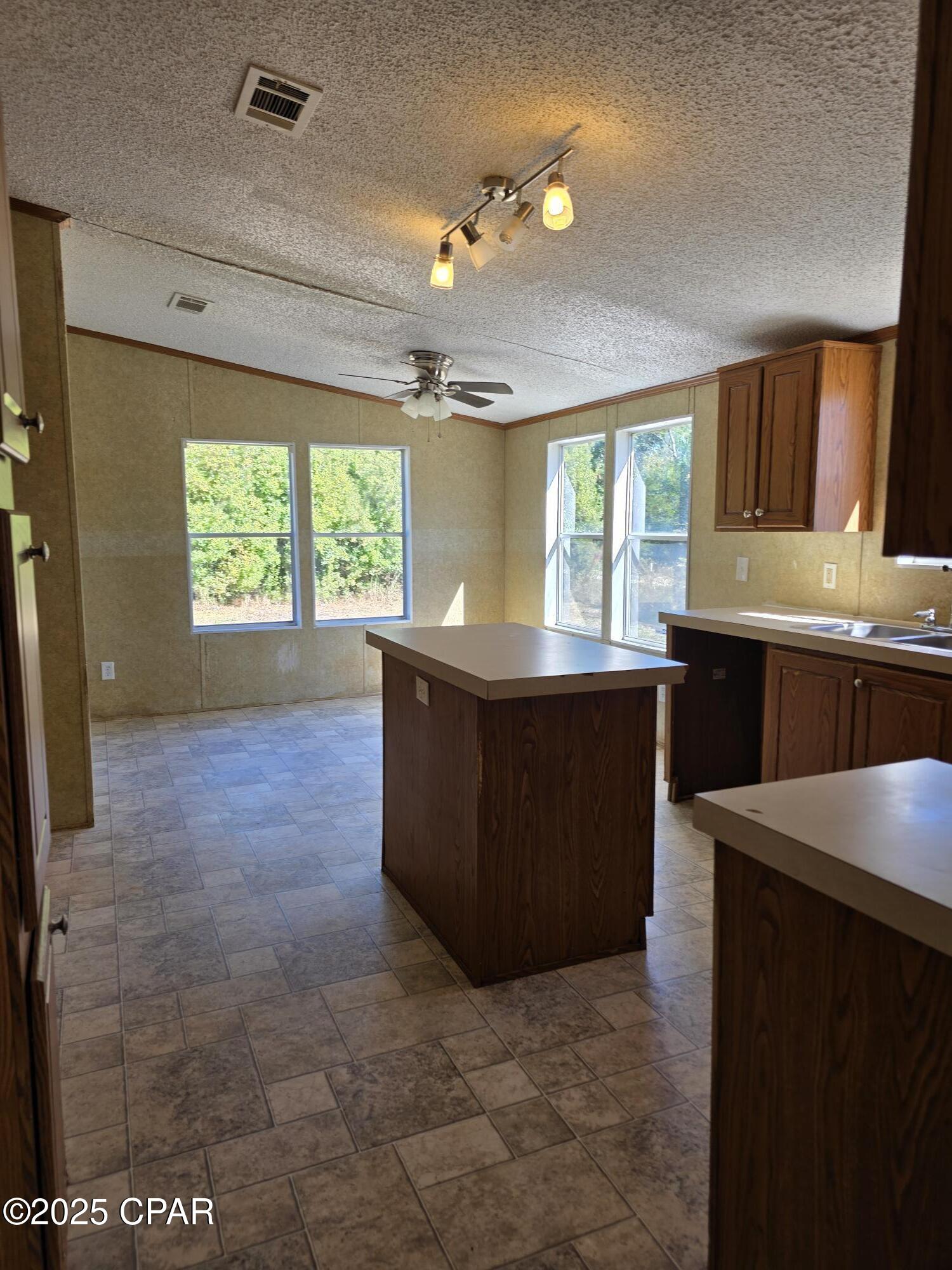 Image 8 For 17501 Azalea Street