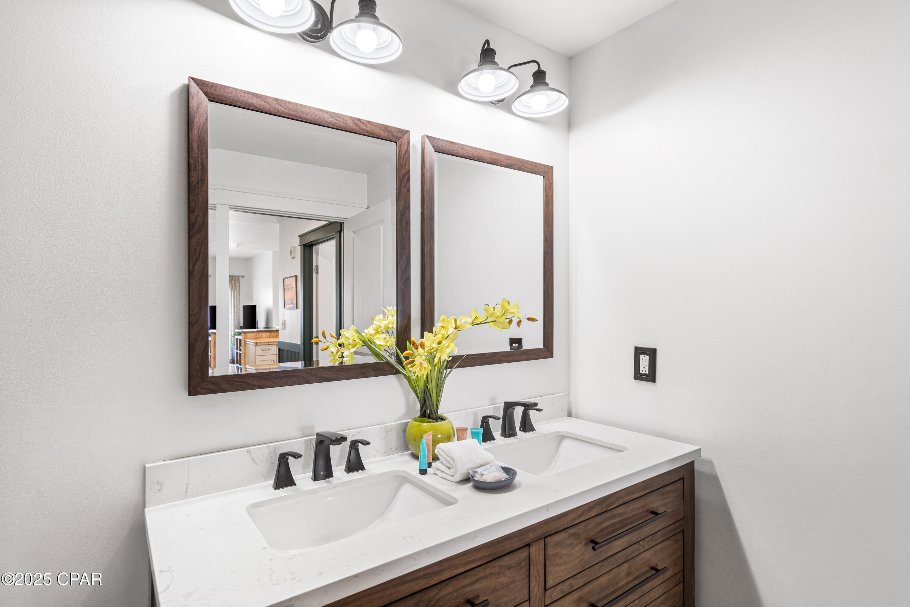 Image 19 For 15100 Front Beach Road 1302-1304