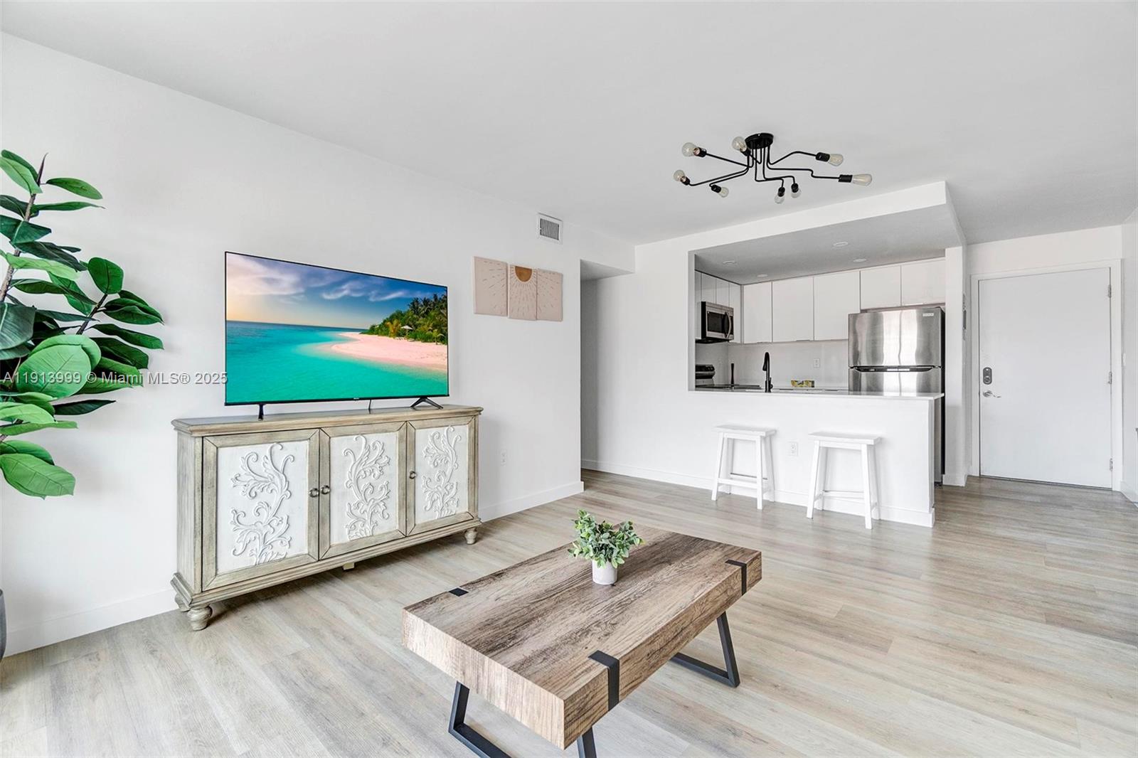 This stunning 2-bed 1-bath apartment has been fully remodeled and is ready for immediate move-in. Featuring sleek stainless steel appliances, modern flooring, and stylish light fixtures throughout, this unit blends comfort and contemporary design. Additional highlights include 1 assigned parking space in a gated garage and rapid approval for a hassle-free move. Close proximity to Brickell, Downtown, Coconut Grove and more!!