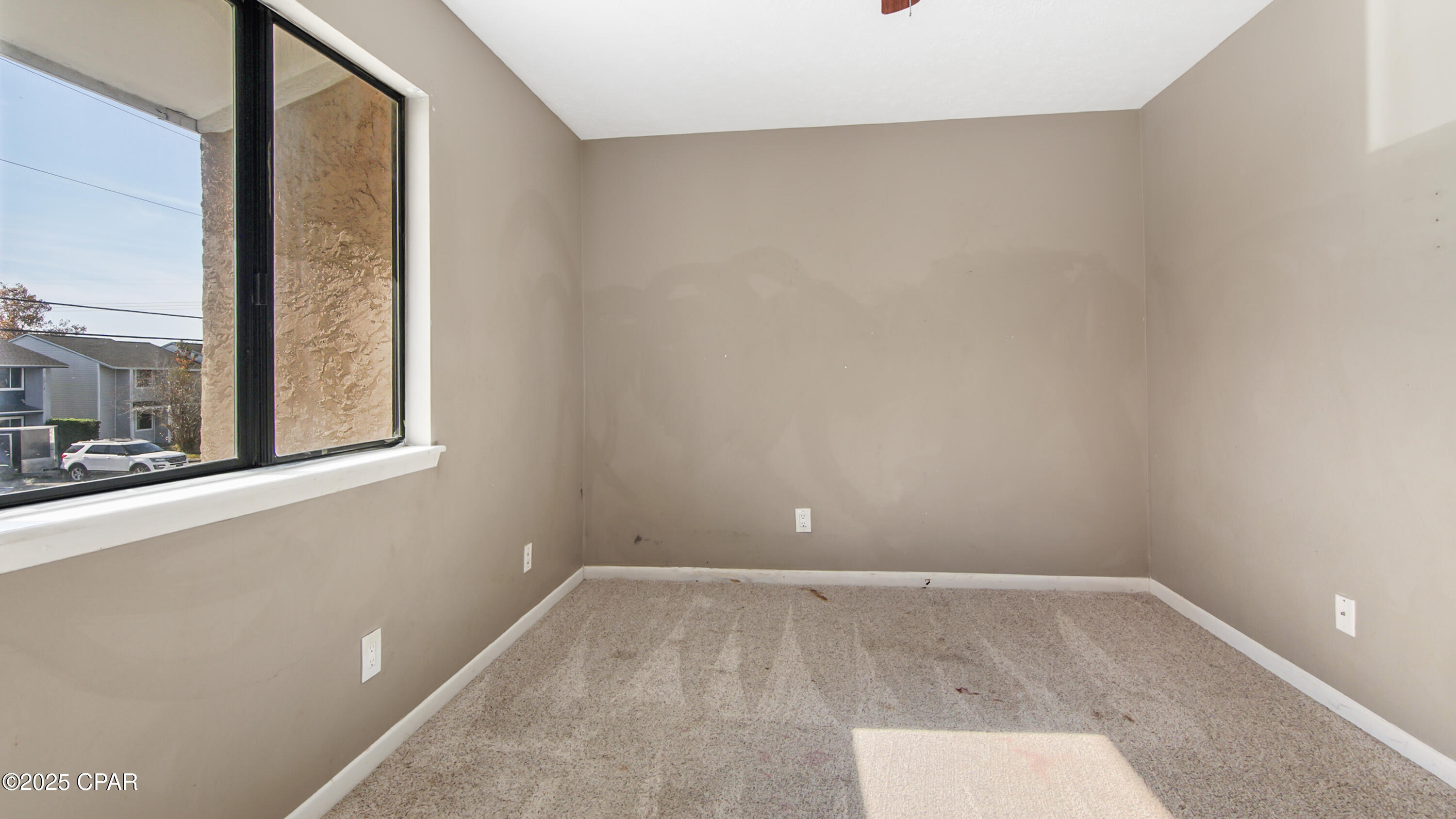 Image 16 For 412 Venetian Way