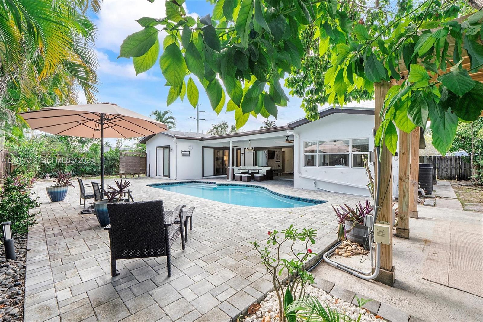 5800 18th Ave, Fort Lauderdale, Florida 33334