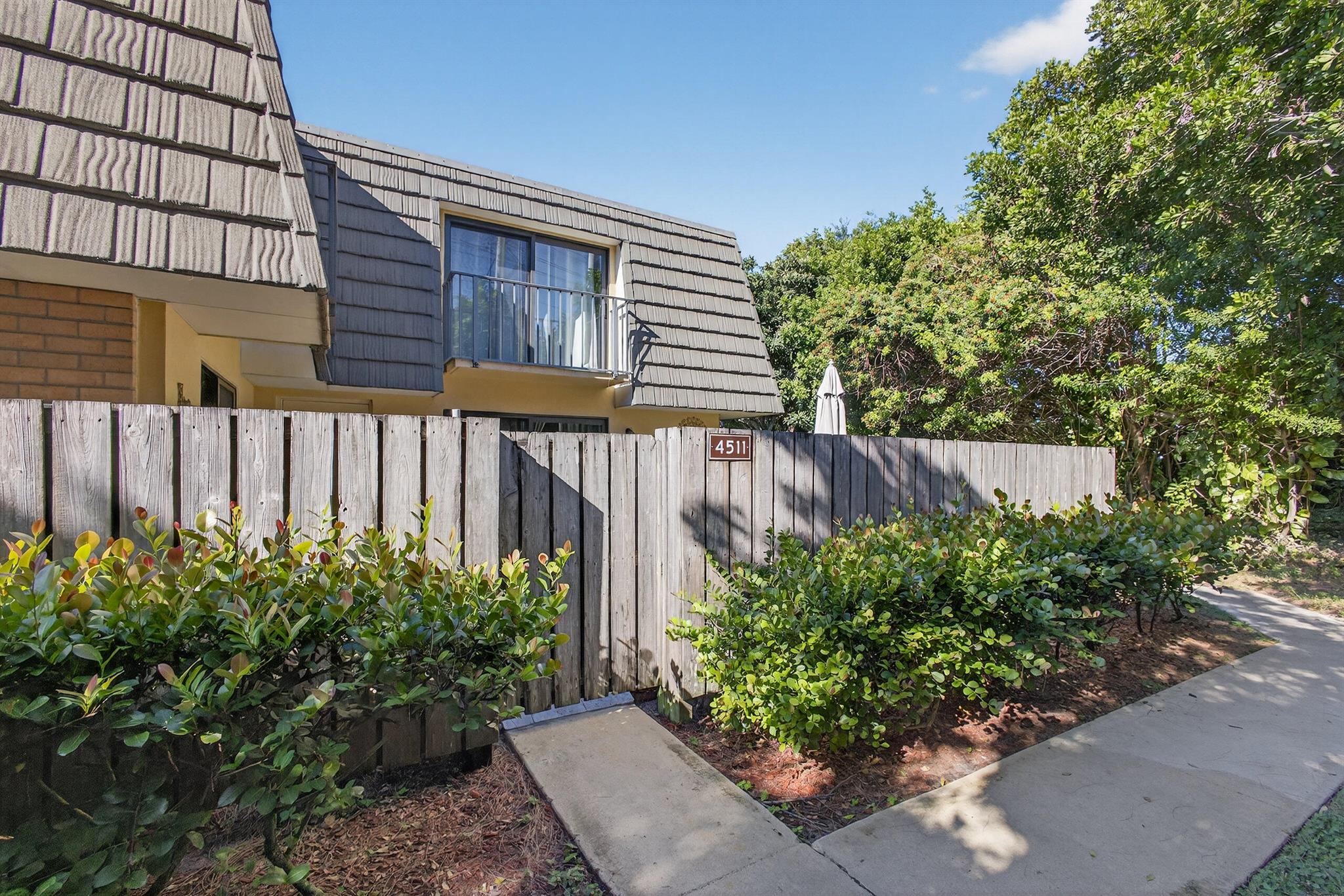 Village Of Sandalwood Lak