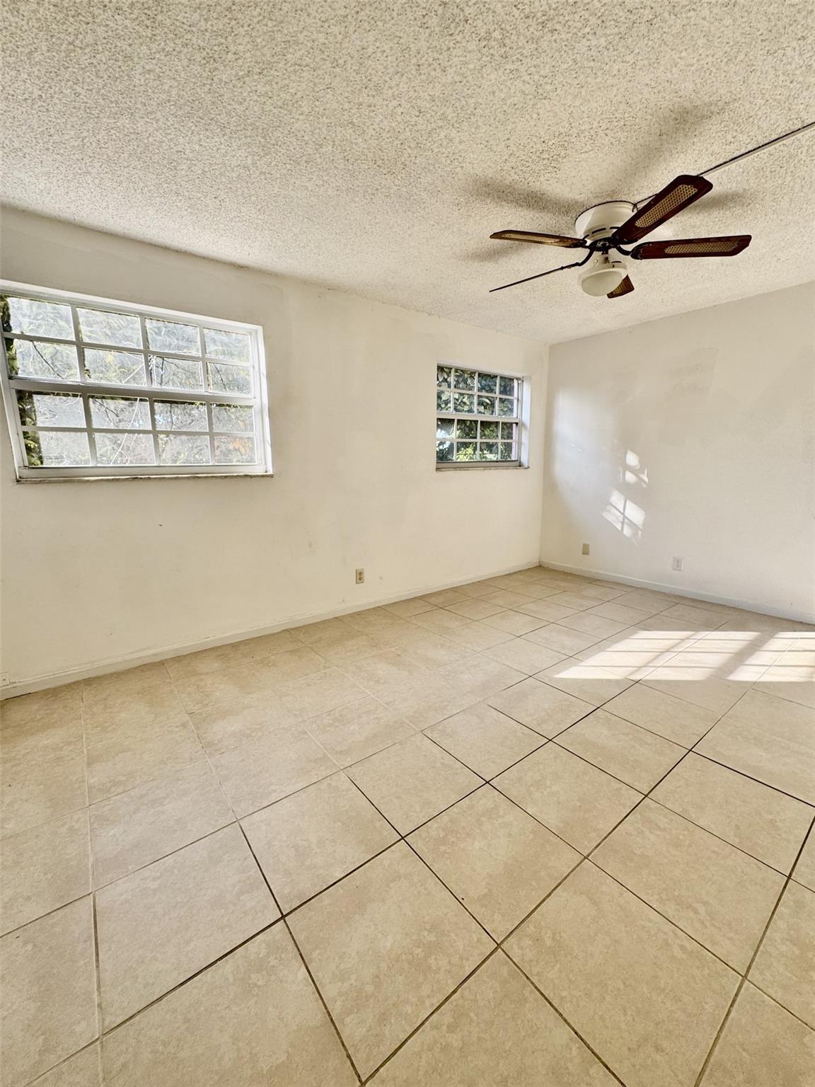 680 Tennis Club Dr 107