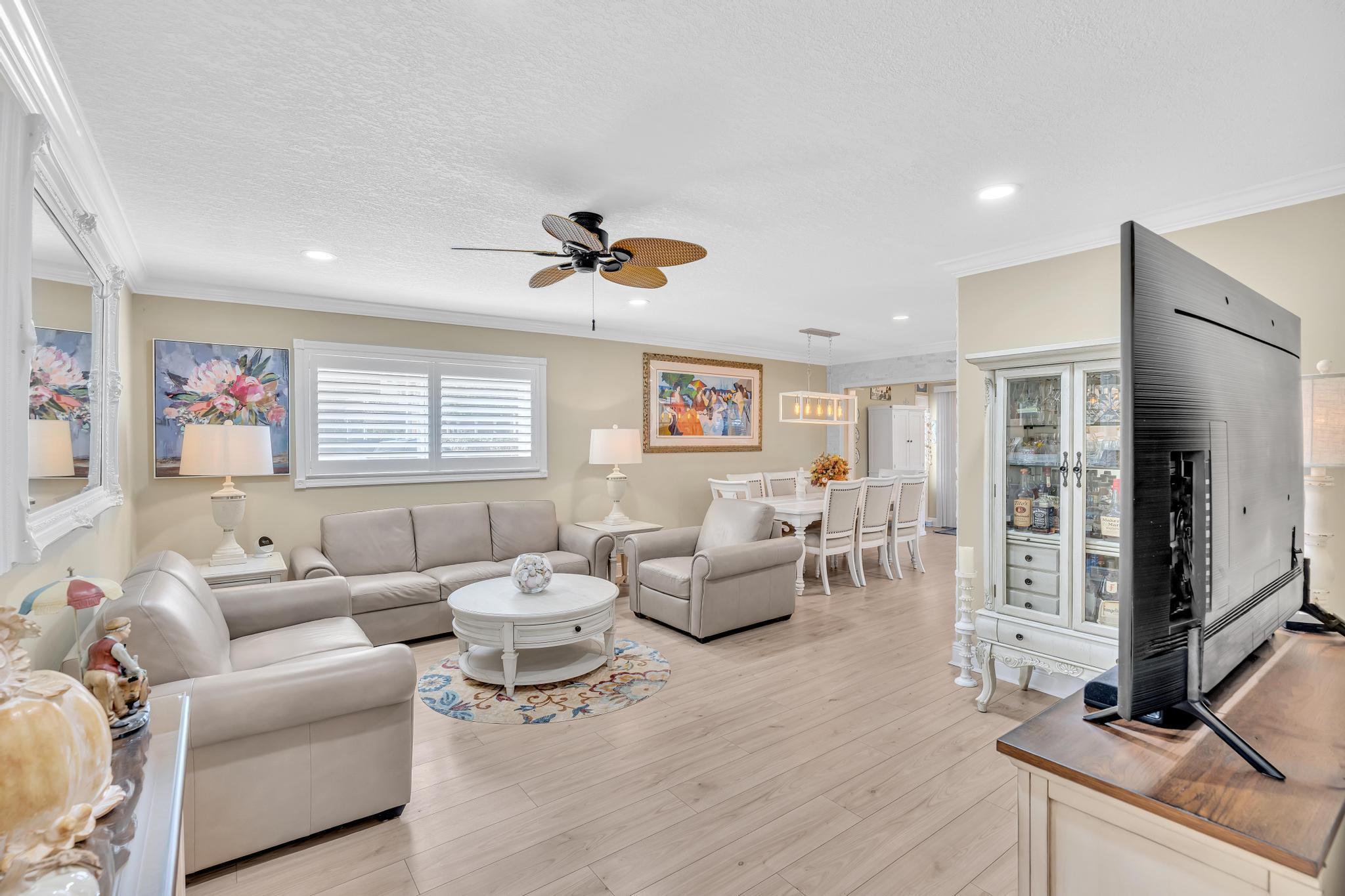 Colonial Club Condo Sec 1