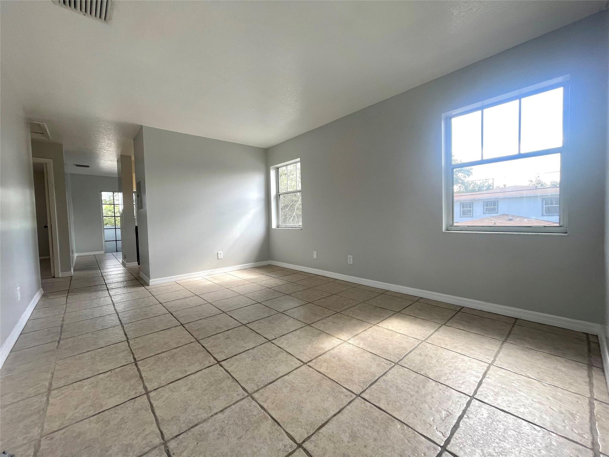 Waverly Place 2-19 D