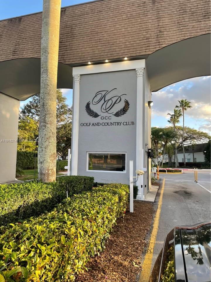 Kings Point Tuscany Condo