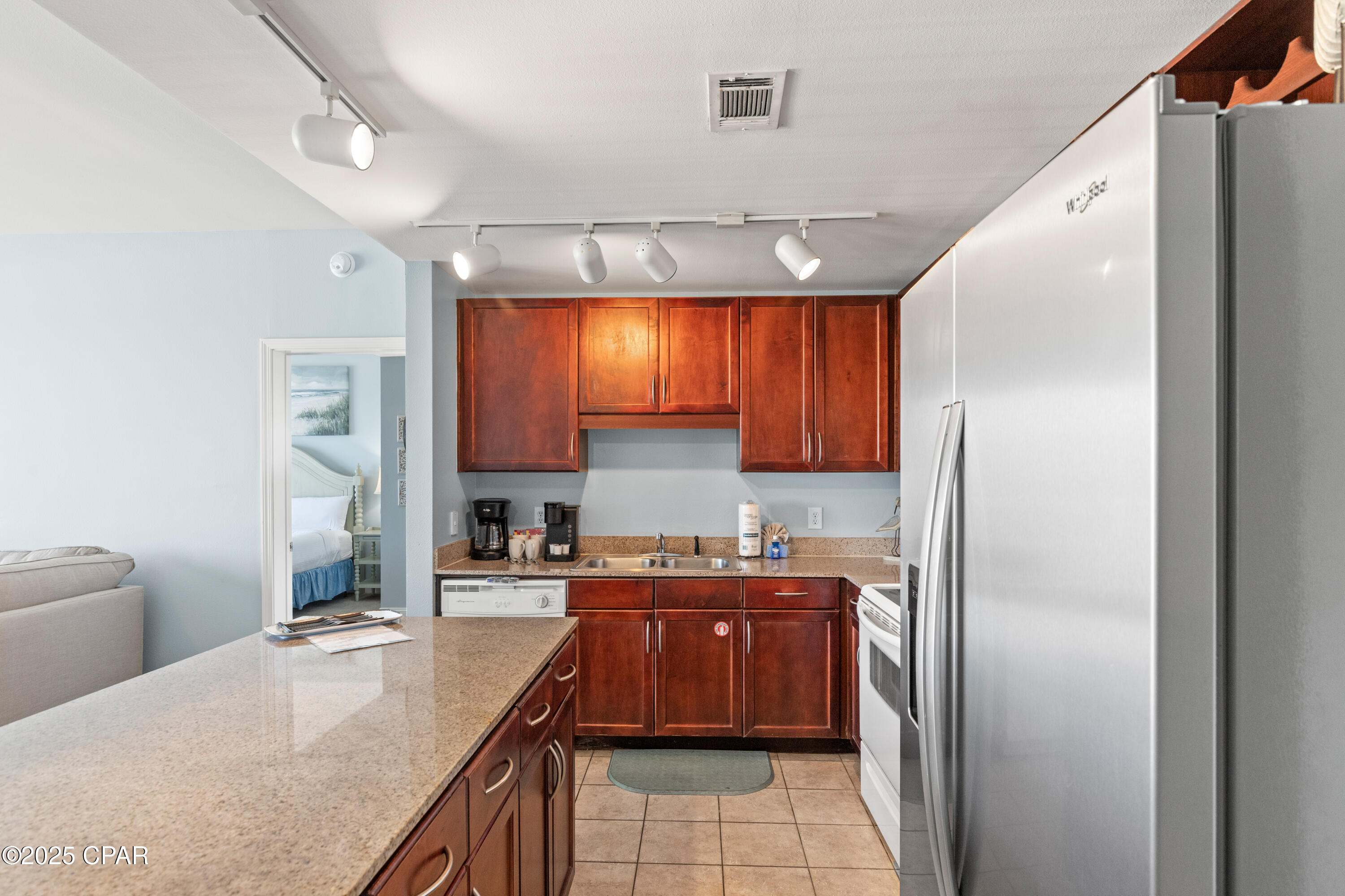 Image 11 For 9860 Thomas Drive 810