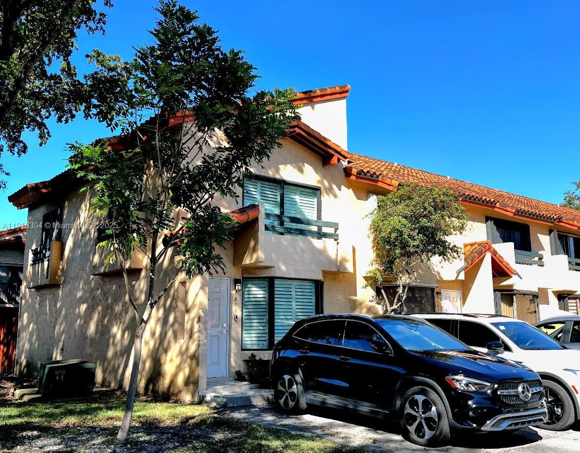 listing main picture