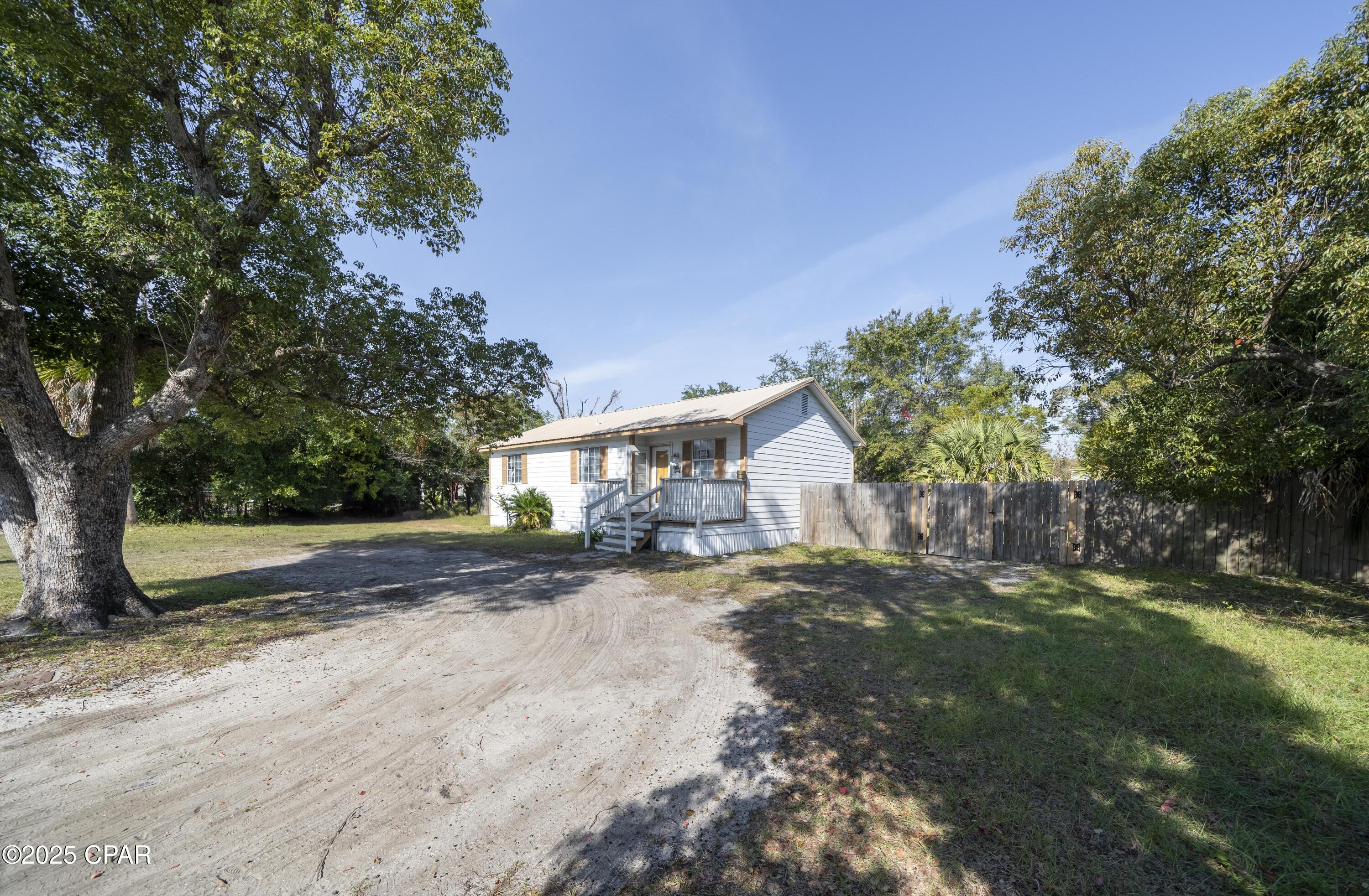 Image 18 For 2717 6th Court