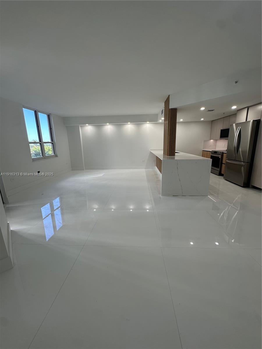 Courvoisier Courts Condo