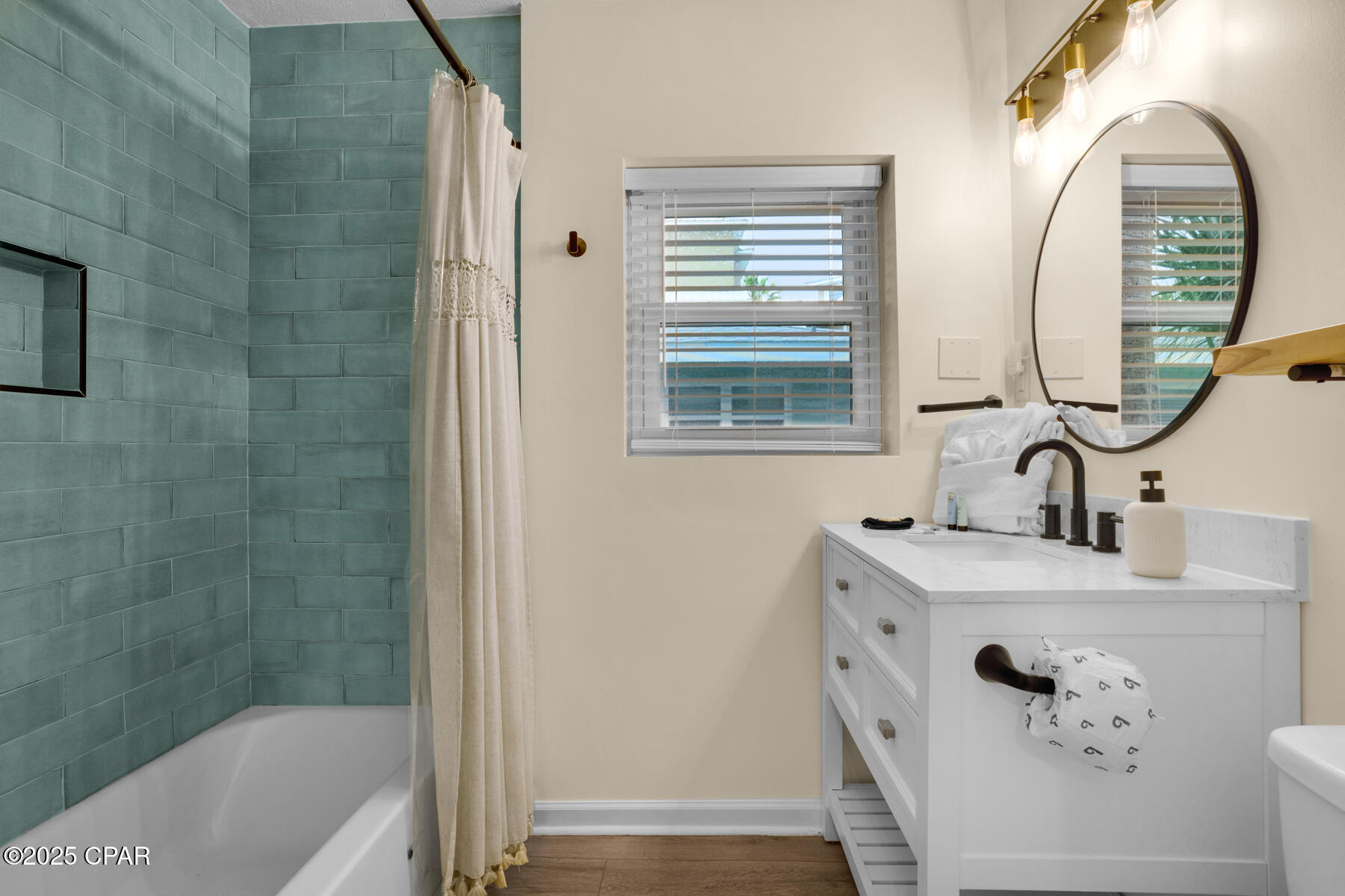 21924 Front Beach Road