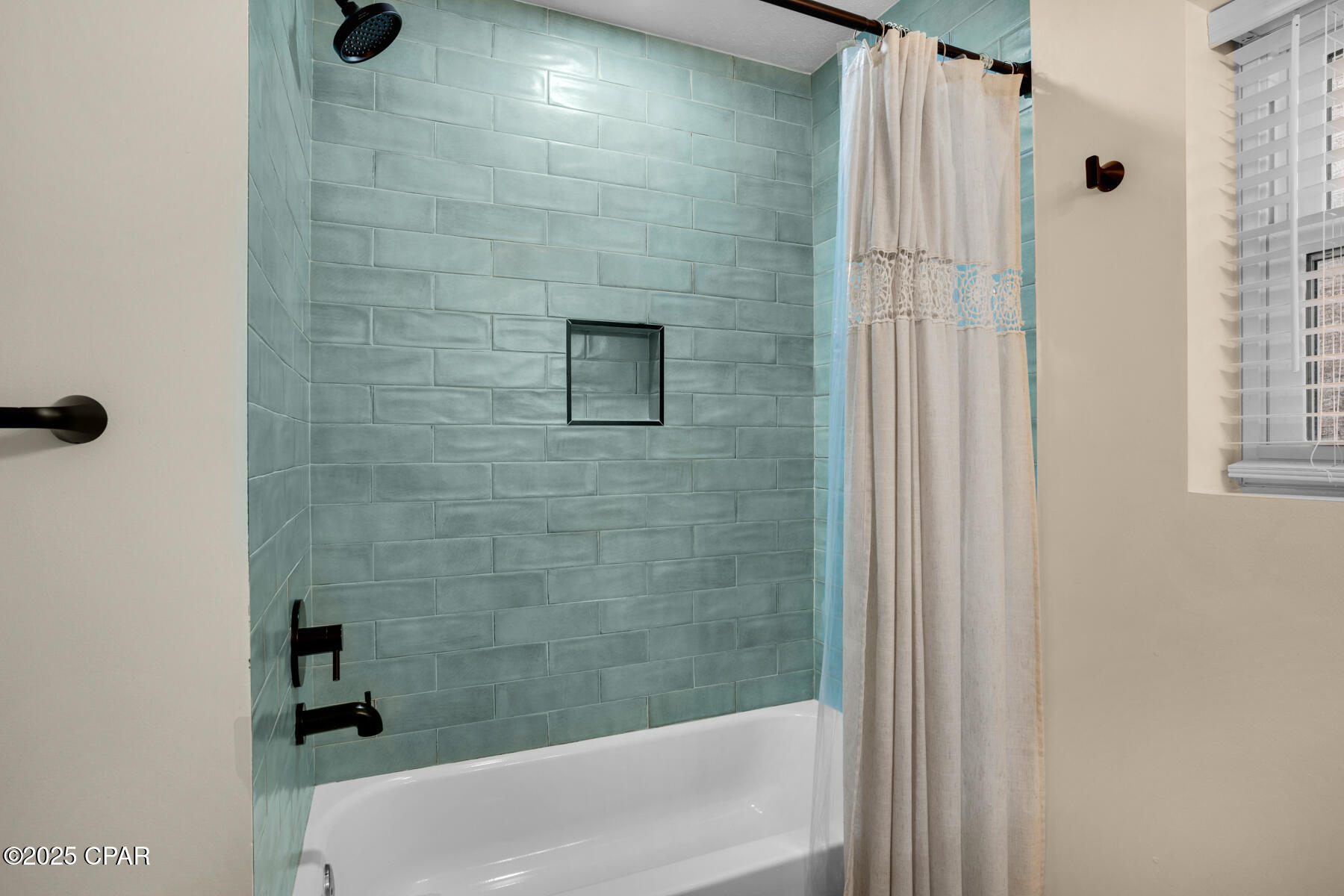 Image 44 For 21924 Front Beach Road