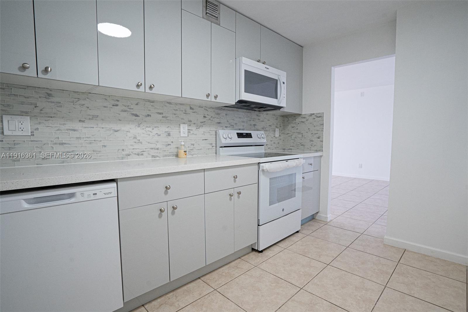Plaza Towers South Condo
